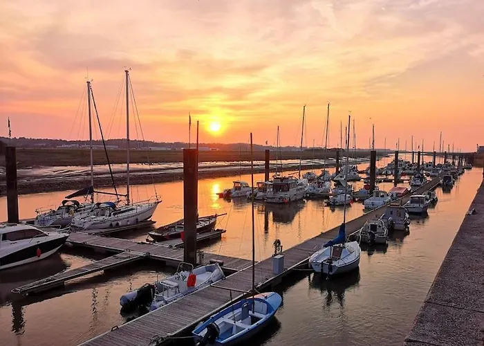 Studio Renove A Deux Pas Du Port - Escale Opaline